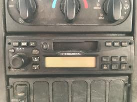 International 8600 Cassette A/V Equipment (Radio)