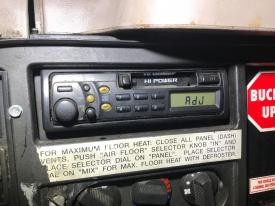International 4700 Cassette A/V Equipment (Radio)