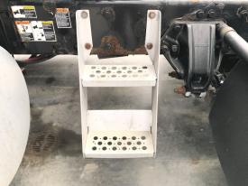 Kenworth T680 Step (Frame, Fuel Tank, Faring) - Used