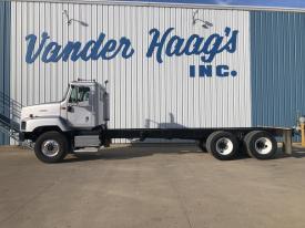 2000 International 5600I Truck: Cab & Chassis, Tandem Axle
