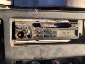 International 8100 Cassette A/V Equipment (Radio), Missing Knob