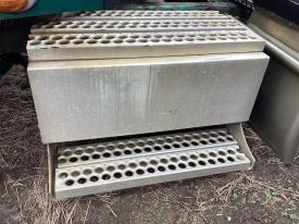 Freightliner COLUMBIA 120 Left/Driver Battery Box - Used