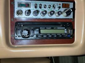 Western Star Trucks 5700 CD Player A/V Equipment (Radio)