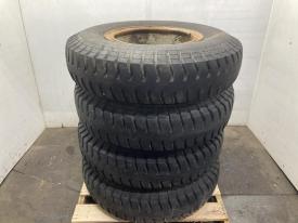 Spoke 22.5 Tire and Rim, 11R22.5 - Used