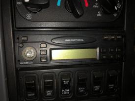 International 7400 Tuner A/V Equipment (Radio), Missing Knob