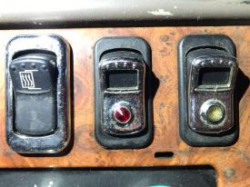 Peterbilt 387 Misc. Dash/Console Switch - Used