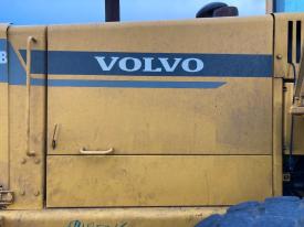 Volvo L90B Right/Passenger Door Assembly - Used | P/N VOE11014093