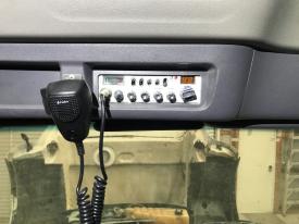Peterbilt 579 Cb A/V Equipment (Radio)