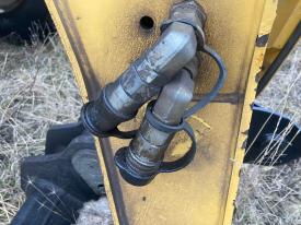 CAT TL642 Equip Auxiliary Coupler - Used