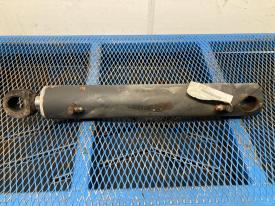 Bobcat S185 Right/Passenger Hydraulic Cylinder - Used | P/N 7117174