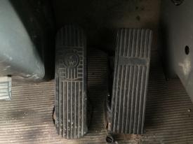 Kenworth T370 Foot Control Pedal - Used