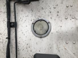 Kenworth T680 CAB/SLEEPER Right/Passenger Clearance Lighting, Exterior - Used