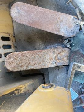CAT 930 Right/Passenger Pedal - Used | P/N 2R617