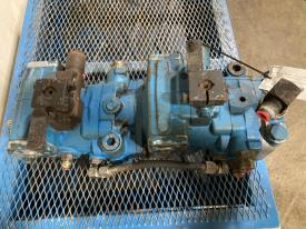 Gehl 4635SX Hydraulic Pump - Used | P/N 136387a