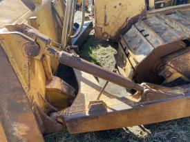 CAT D6H Left/Driver Linkage - Used