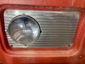 Mack RD600 Right/Passenger Headlamp - Used | P/N 3200J2220
