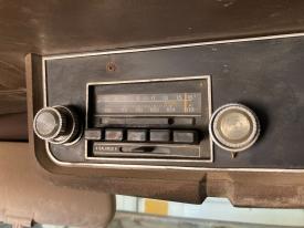 Ford L9000 Tuner A/V Equipment (Radio)