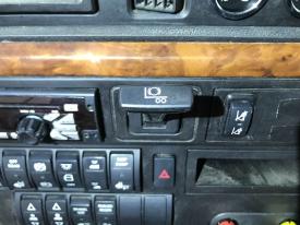 International LT Trailer HOOKUP/AUX Dash/Console Switch - Used
