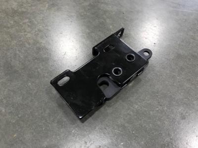 Freightliner Cascadia Latches and Locks