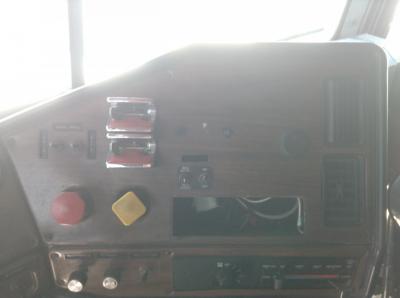 Freightliner FLD120 Dash Panel
