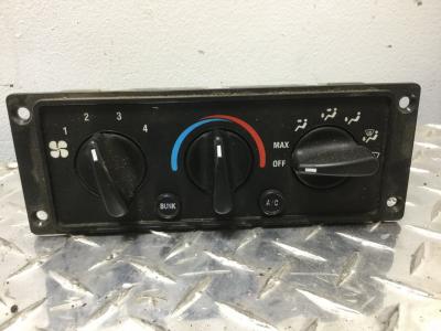 International 9200 Heater & AC Temperature Control - 3518703C93