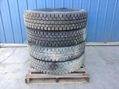 Peterbilt 378 Tires