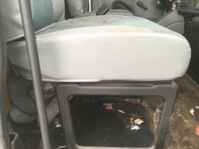 International 4200 Seat, non-Suspension