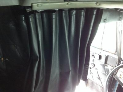 Freightliner Classic XL Interior, Curtains