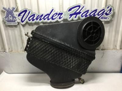 Freightliner Cascadia Air Cleaner - 0333648001