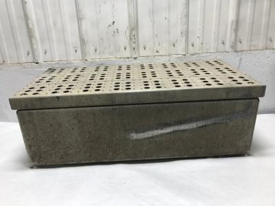 Freightliner FLD120 Battery Box Cover