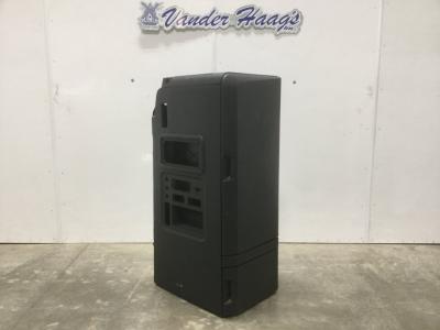 Freightliner Cascadia Cabinets - A1871085002
