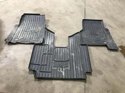 Freightliner Cascadia Floor Mat
