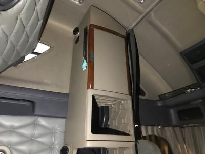 Freightliner Cascadia Cabinets - A1866431003