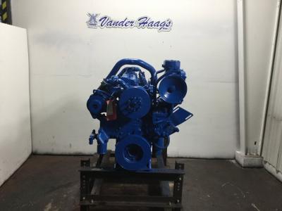 International DT466C Engine Assembly