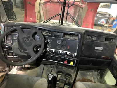 Kenworth T800 Dash Assembly - S62-1016