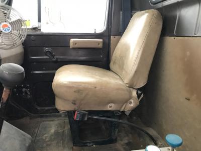 International 4900 Seat, non-Suspension