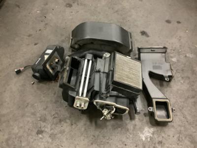 Kenworth T680 Heater Assembly - 14105ad
