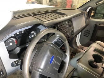 Ford F550 Super DUTY Dash Assembly
