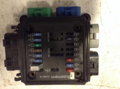 Freightliner Columbia 120 Fuse Box - 3100210