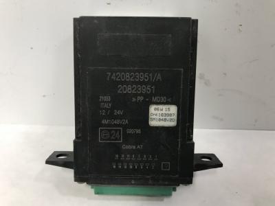 Volvo VNL Wiper Control Modules - 20823951