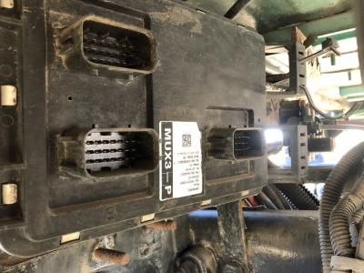Peterbilt 579 Electronic Chassis Control Modules - Q21-1077-2-103