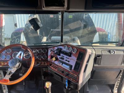 Freightliner FLD120 Classic Dash Assembly