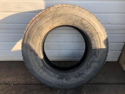 Ford F750 Tires
