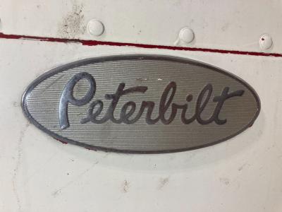 Peterbilt 379 Emblem - 20-16498