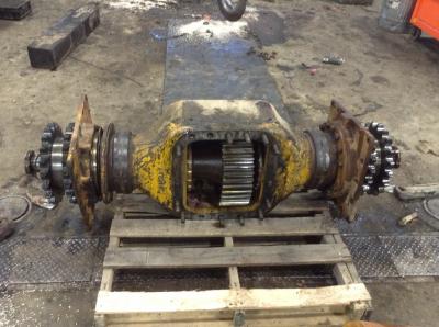 CAT 12 Equip Axle Assembly