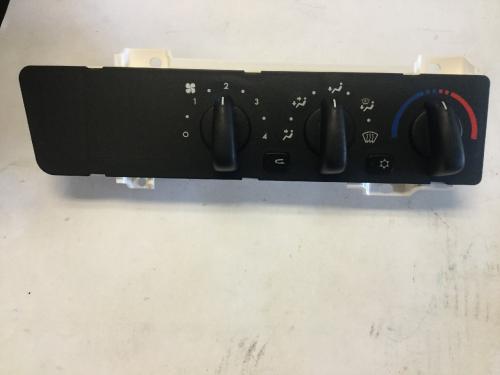 Freightliner COLUMBIA 120 Heater & AC Temp Control: New, 3 Knob, 2 Button