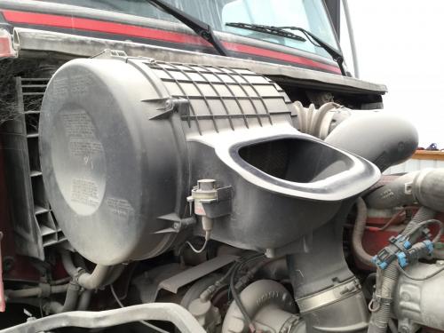 2004 Volvo VNL 15-inch Poly Air Cleaner