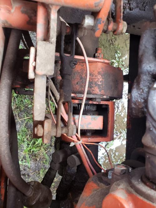 1979 Ditch Witch R65 Transfer Case: P/N 165-015