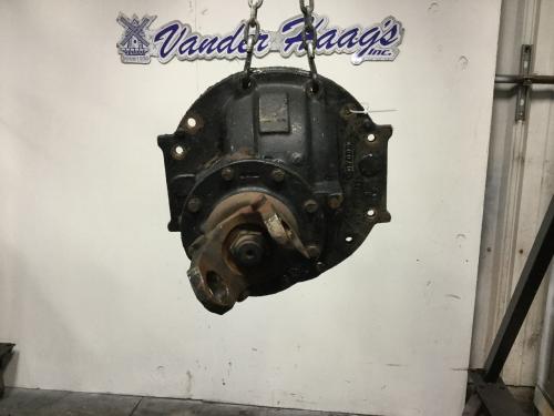 Meritor RR20145 Rear Differential/Carrier | Ratio: 2.64 | Cast# 3200r1864