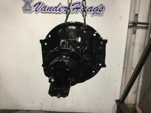 Meritor RR20145 Rear Differential/Carrier | Ratio: 3.21 | Cast# 3200r1864